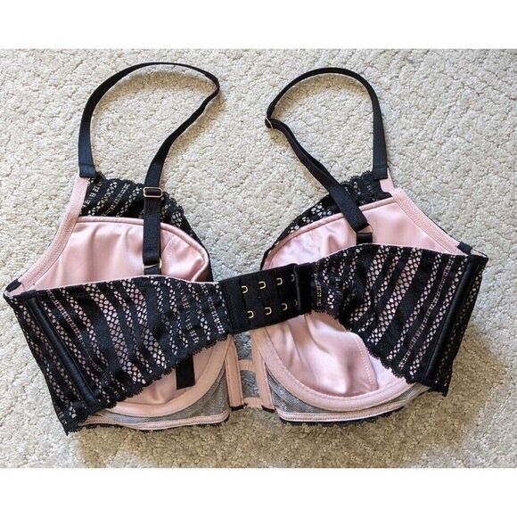 Victoria's Secret Black Lace Plunge Lightly Lined Underwired Adjustable Bra 34DD - Picture 3 of 8
